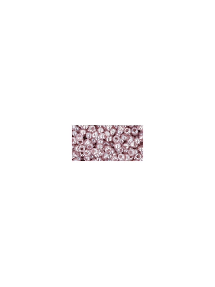 TOHO Ceylon Grape Mist 8/0, 10g. TOHO Ceylon Grape Mist 8/0, 10g.