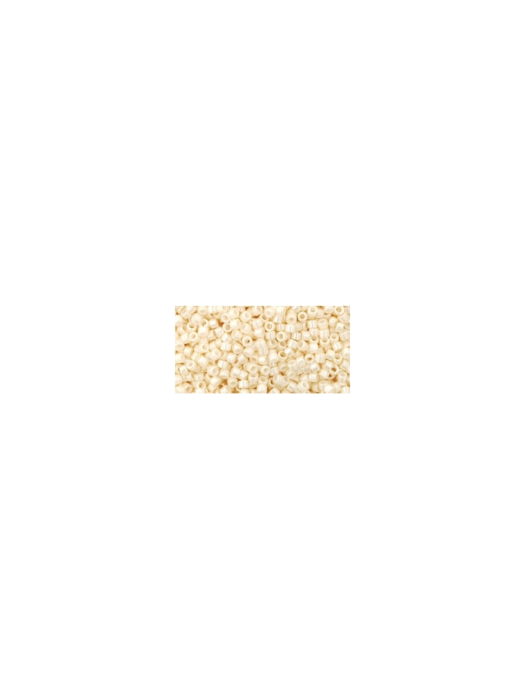 TOHO Treasure Opaque-Lustered Lt Beige 11/0 5g.