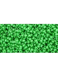 TR-15-47 TOHO Nekaidrus, žalias (Opaque Mint Green) 15/0 5g.