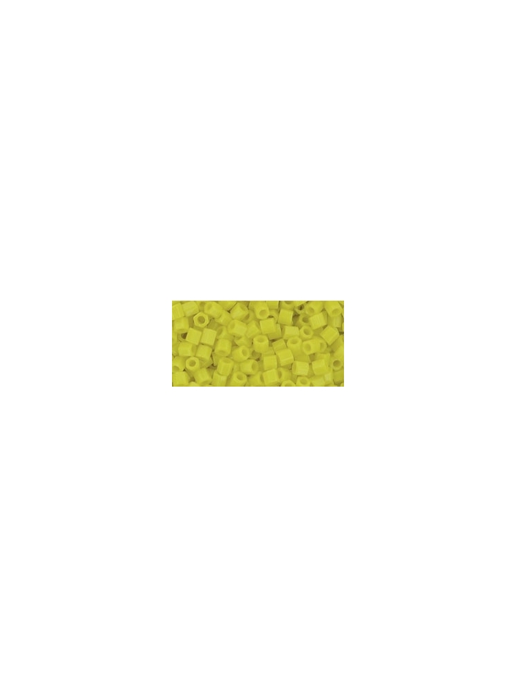 TH-08-42 TOHO Šešiakampis, neskaidrus, geltonos sp. (Opaque Dandelion) 8/0, 10g.