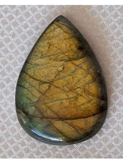 Labradorite cab